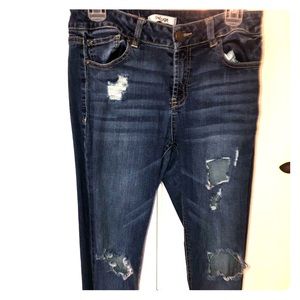 Refuge Dark Blue Jeans